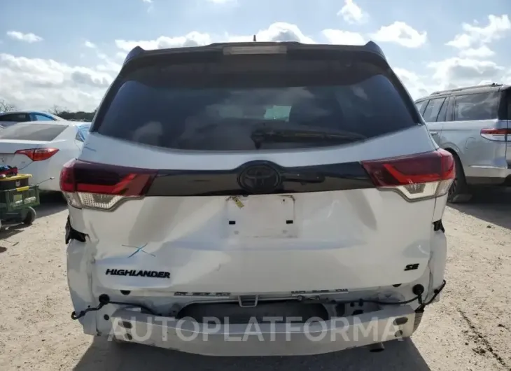 TOYOTA HIGHLANDER 2019 vin 5TDKZRFH2KS331498 from auto auction Copart