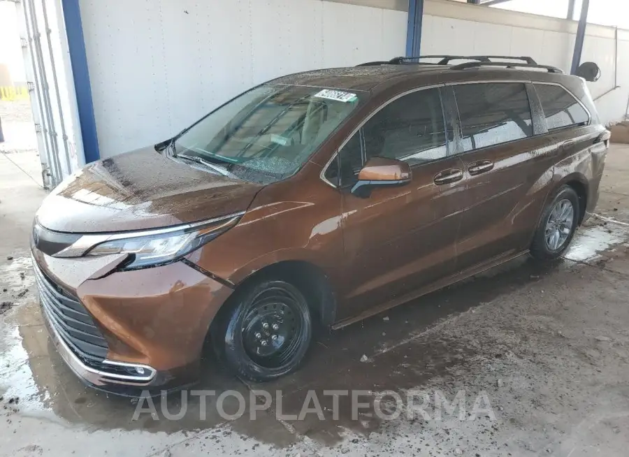 TOYOTA SIENNA XLE 2022 vin 5TDYRKEC1NS086205 from auto auction Copart