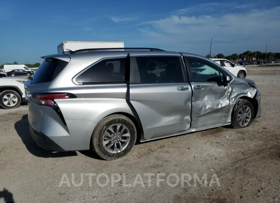 TOYOTA SIENNA XLE 2021 vin 5TDYRKEC9MS073894 from auto auction Copart