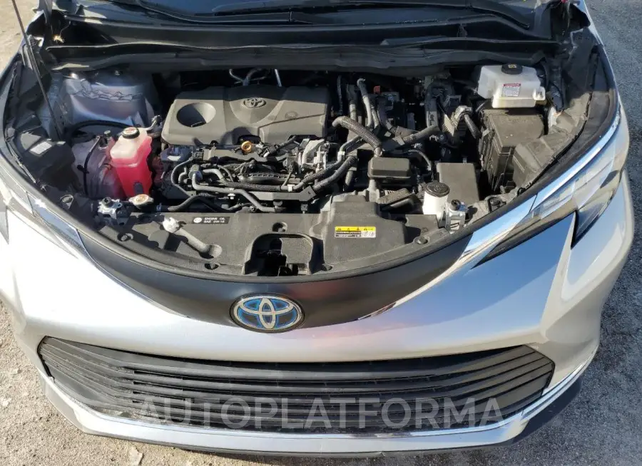 TOYOTA SIENNA XLE 2021 vin 5TDYRKEC9MS073894 from auto auction Copart