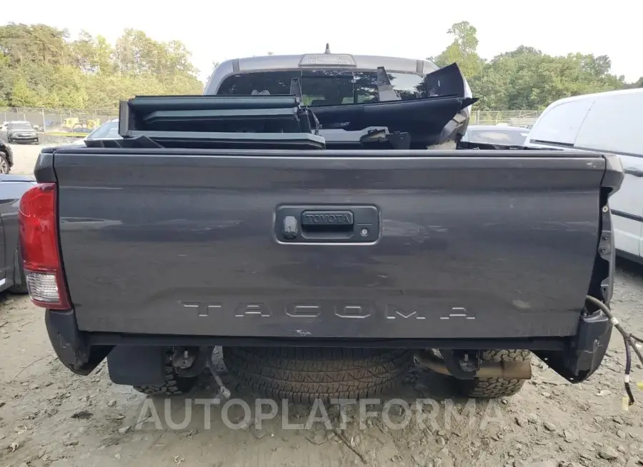 TOYOTA TACOMA DOU 2018 vin 5TFCZ5AN8JX135732 from auto auction Copart