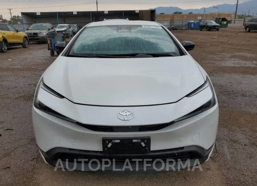 TOYOTA PRIUS LE 2023 vin JTDADABU2P3006583 from auto auction Copart