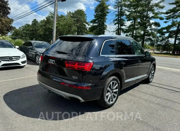 AUDI Q7 PREMIUM 2017 vin WA1LAAF74HD023039 from auto auction Copart