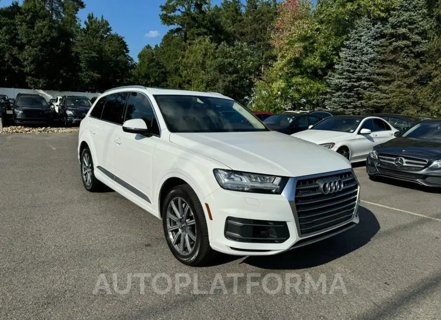 AUDI Q7 PREMIUM 2019 vin WA1LAAF77KD002130 from auto auction Copart