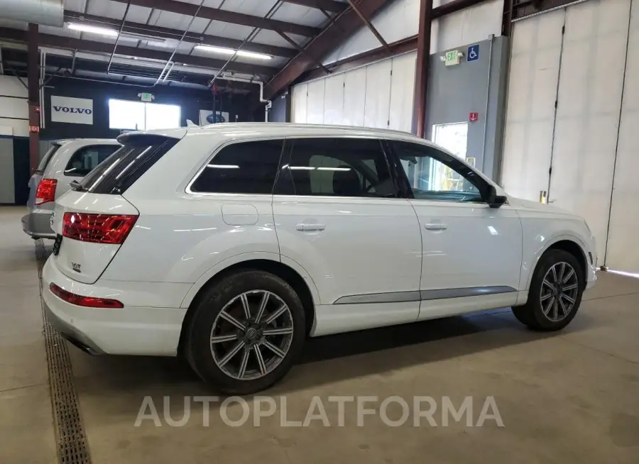 AUDI Q7 PREMIUM 2017 vin WA1LAAF79HD007385 from auto auction Copart