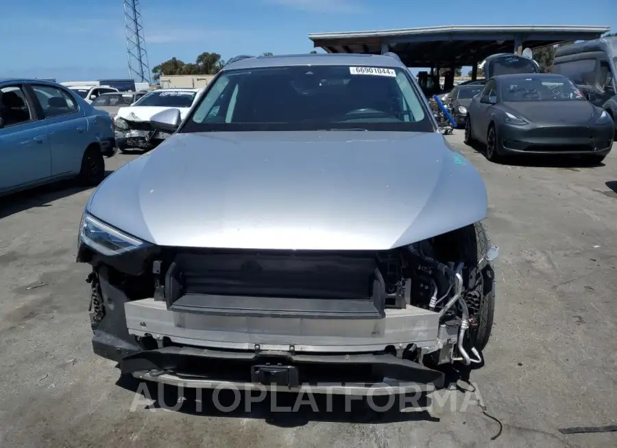 AUDI E-TRON PRE 2019 vin WA1LABGE8KB011465 from auto auction Copart