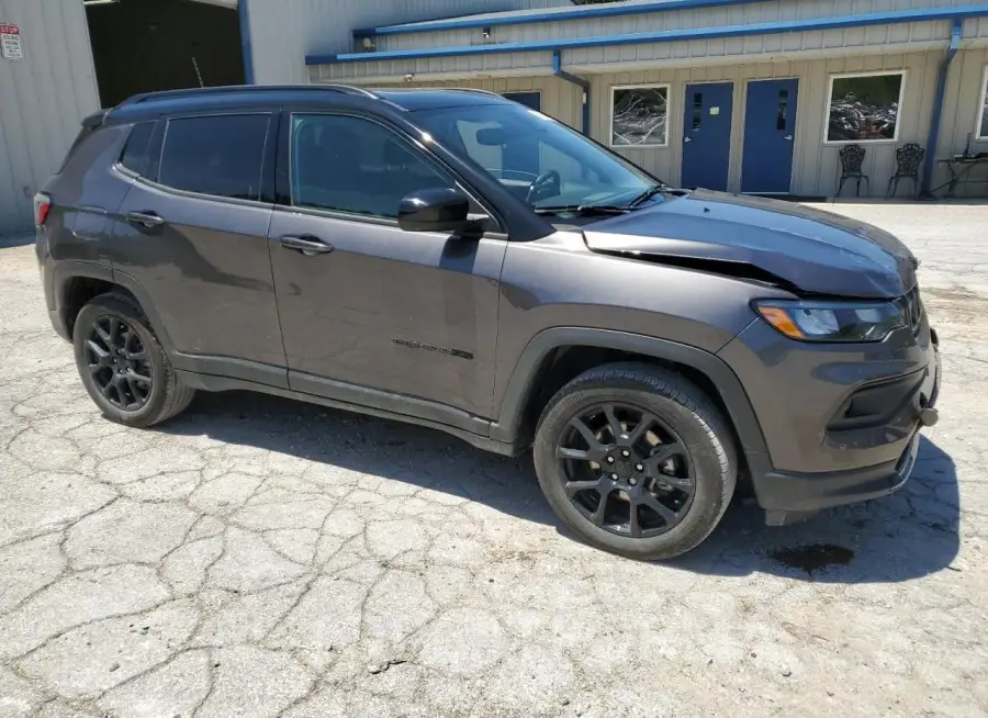 JEEP COMPASS LA 2022 vin 3C4NJDBB2NT166264 from auto auction Copart