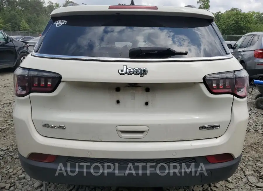 JEEP COMPASS LA 2018 vin 3C4NJDBB8JT392559 from auto auction Copart