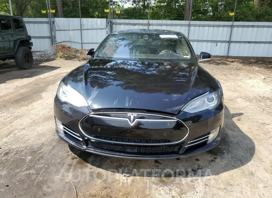 TESLA MODEL S 85 2015 vin 5YJSA1H22FF095253 from auto auction Copart