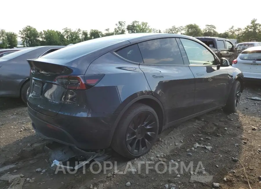 TESLA MODEL Y 2024 vin 7SAYGDEE3RA233282 from auto auction Copart