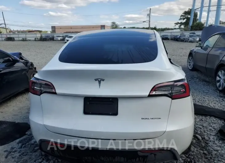 TESLA MODEL Y 2023 vin 7SAYGDEE7PA100702 from auto auction Copart