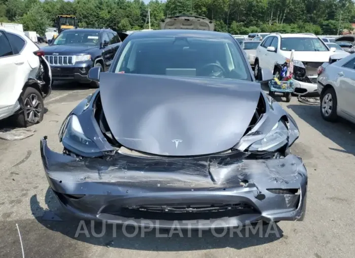 TESLA MODEL Y 2022 vin 7SAYGDEFXNF372010 from auto auction Copart