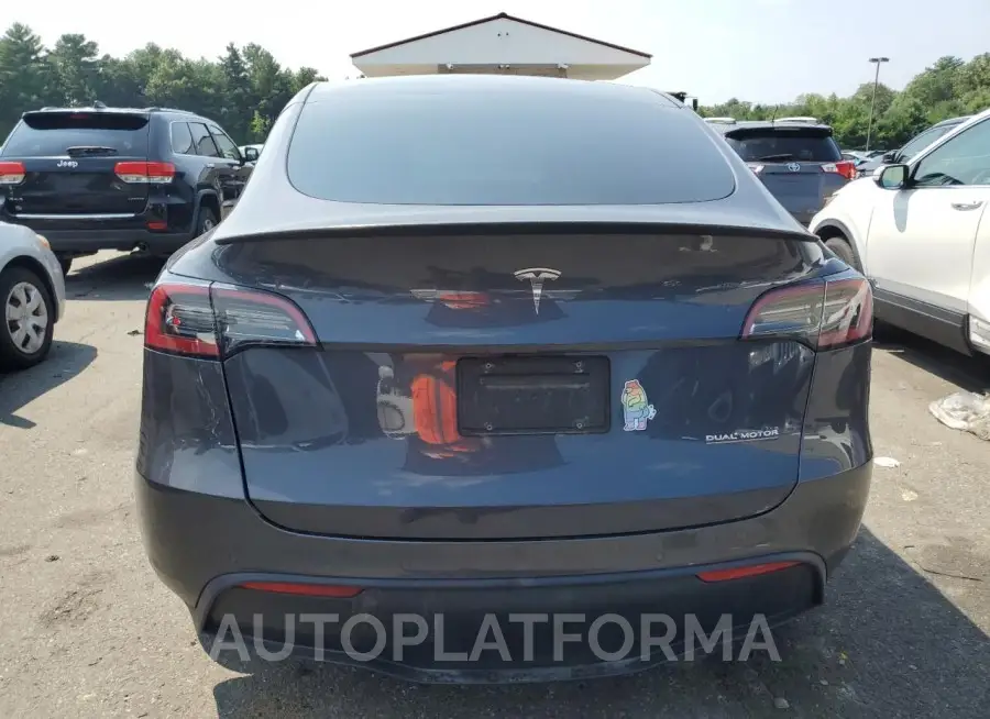 TESLA MODEL Y 2022 vin 7SAYGDEFXNF372010 from auto auction Copart