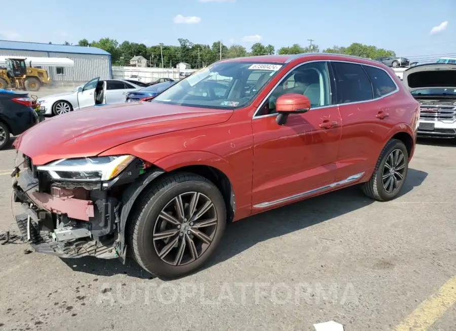 VOLVO XC60 T5 IN 2018 vin YV4102RL1J1036849 from auto auction Copart