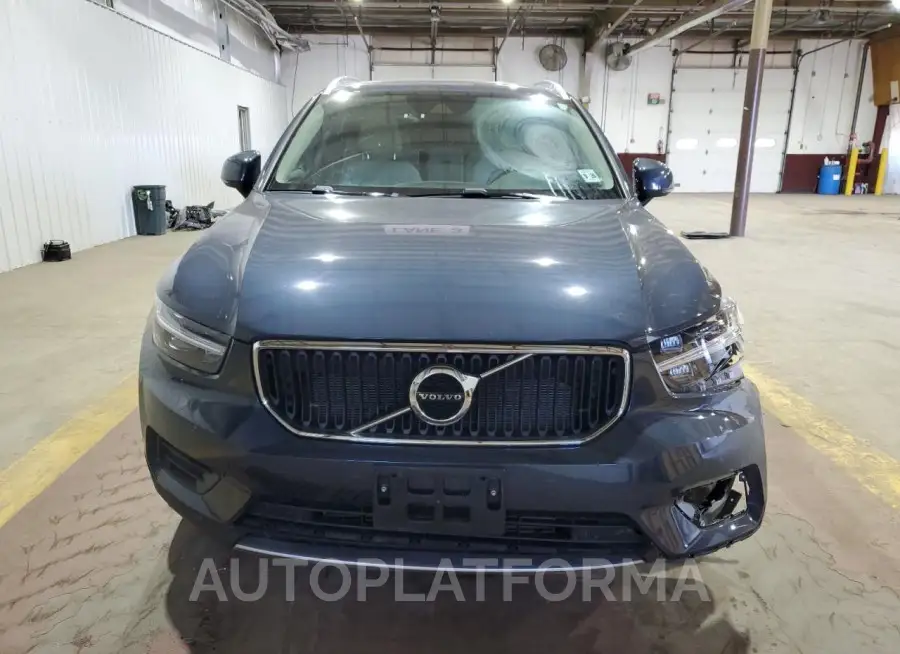 VOLVO XC40 T5 MO 2022 vin YV4162UK1N2652791 from auto auction Copart