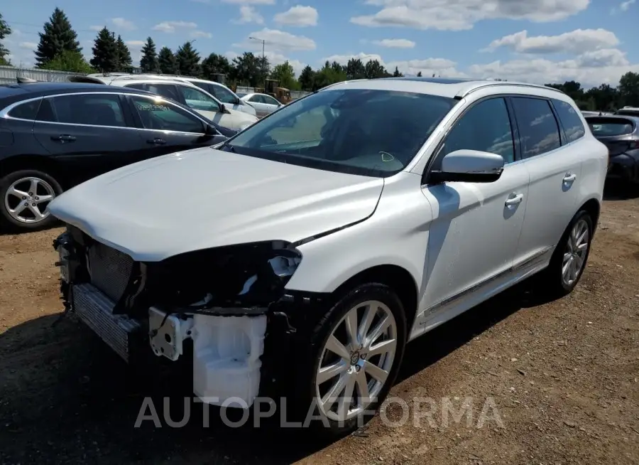 VOLVO XC60 T6 IN 2017 vin YV449MRU4H2079559 from auto auction Copart