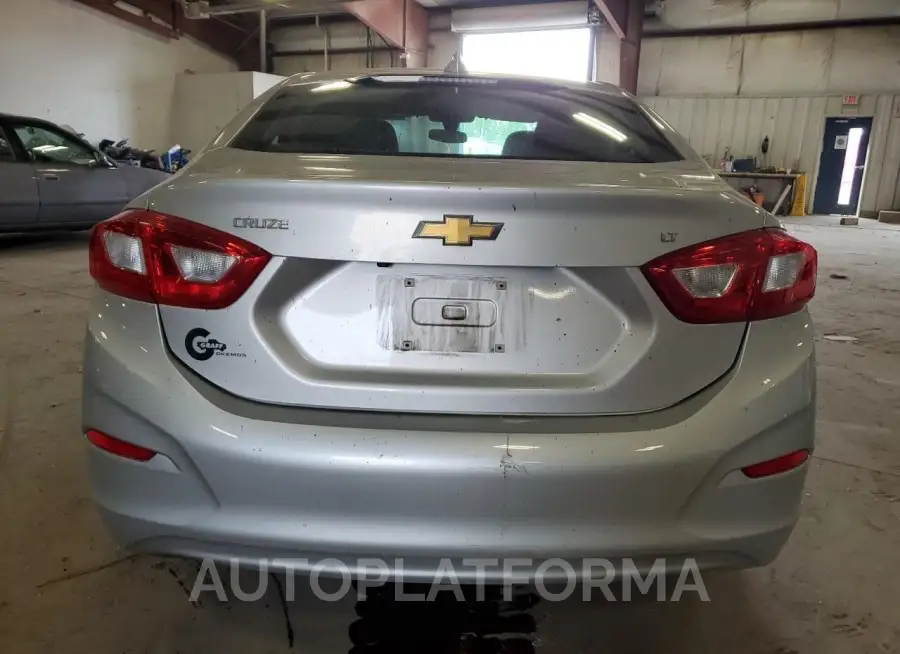 CHEVROLET CRUZE LT 2017 vin 3G1BE5SM5HS567048 from auto auction Copart