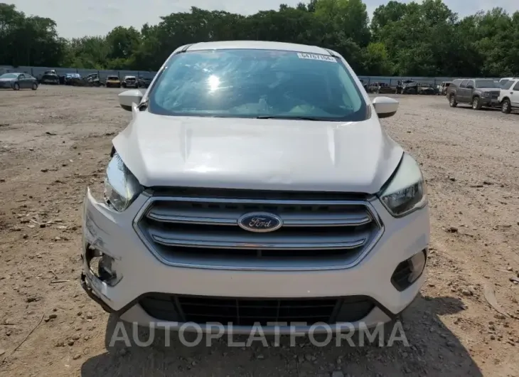 FORD ESCAPE SE 2017 vin 1FMCU0GDXHUD38953 from auto auction Copart