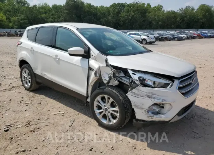 FORD ESCAPE SE 2017 vin 1FMCU0GDXHUD38953 from auto auction Copart