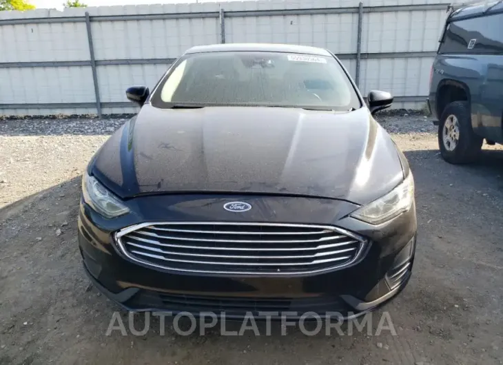 FORD FUSION SE 2019 vin 3FA6P0LU2KR125921 from auto auction Copart