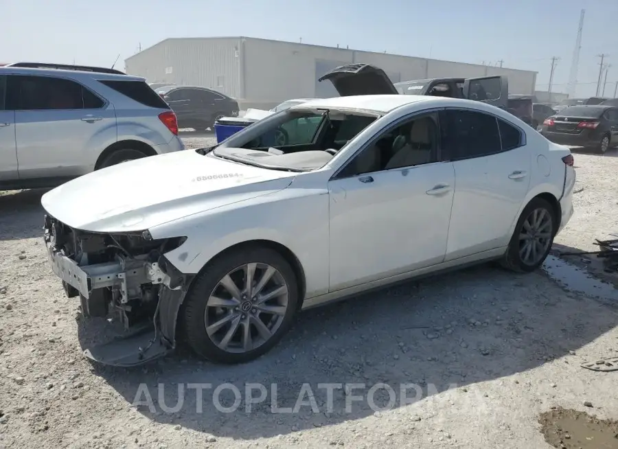 MAZDA 3 PREFERRE 2019 vin 3MZBPADL7KM105534 from auto auction Copart