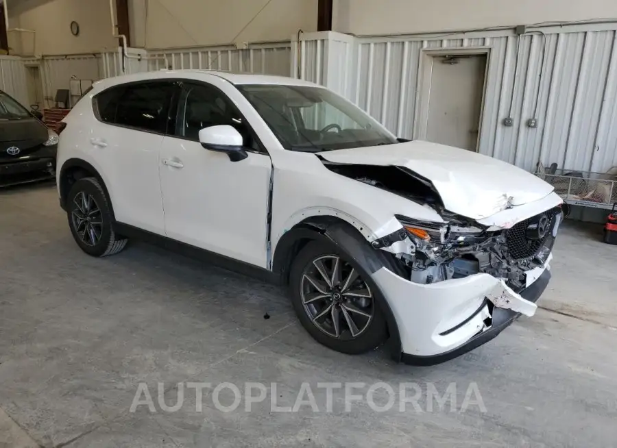 MAZDA CX-5 GRAND 2017 vin JM3KFBDLXH0202337 from auto auction Copart