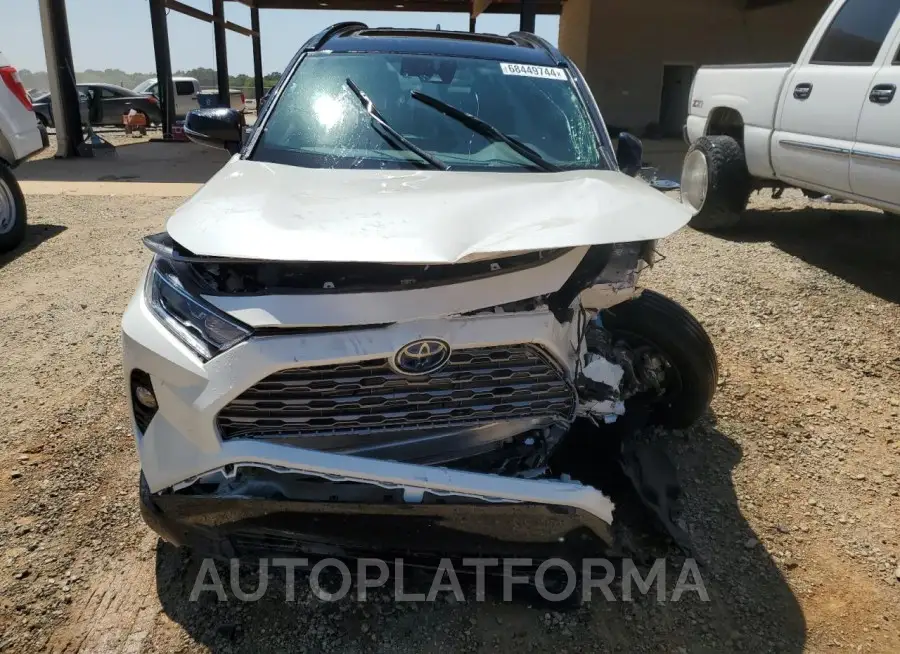 TOYOTA RAV4 XSE 2020 vin 2T3EWRFV6LW098110 from auto auction Copart