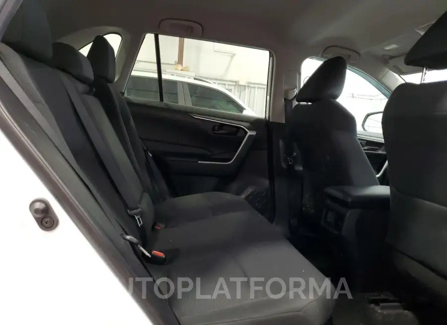 TOYOTA RAV4 LE 2019 vin 2T3LWRFV0KW023053 from auto auction Copart