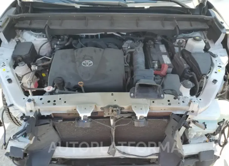 TOYOTA HIGHLANDER 2021 vin 5TDCZRAH8MS517867 from auto auction Copart