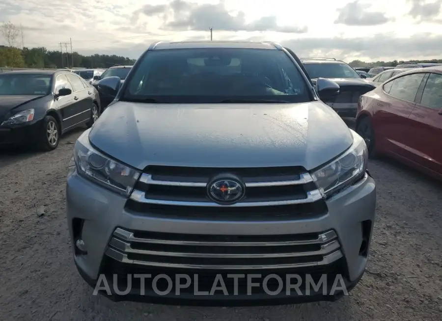 TOYOTA HIGHLANDER 2018 vin 5TDDGRFH4JS048310 from auto auction Copart