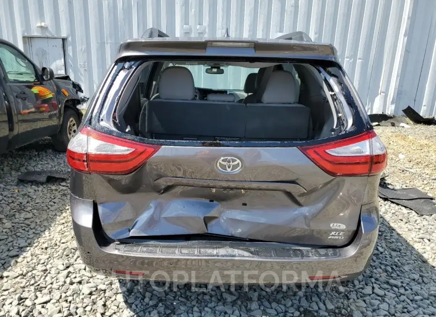 TOYOTA SIENNA XLE 2019 vin 5TDDZ3DC3KS227518 from auto auction Copart