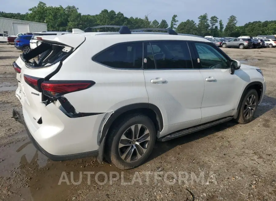 TOYOTA HIGHLANDER 2022 vin 5TDGBRCH7NS541713 from auto auction Copart