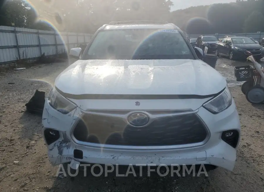 TOYOTA HIGHLANDER 2022 vin 5TDGBRCH7NS541713 from auto auction Copart