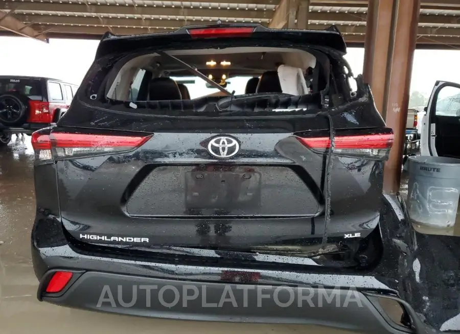 TOYOTA HIGHLANDER 2022 vin 5TDGZRAH6NS548764 from auto auction Copart