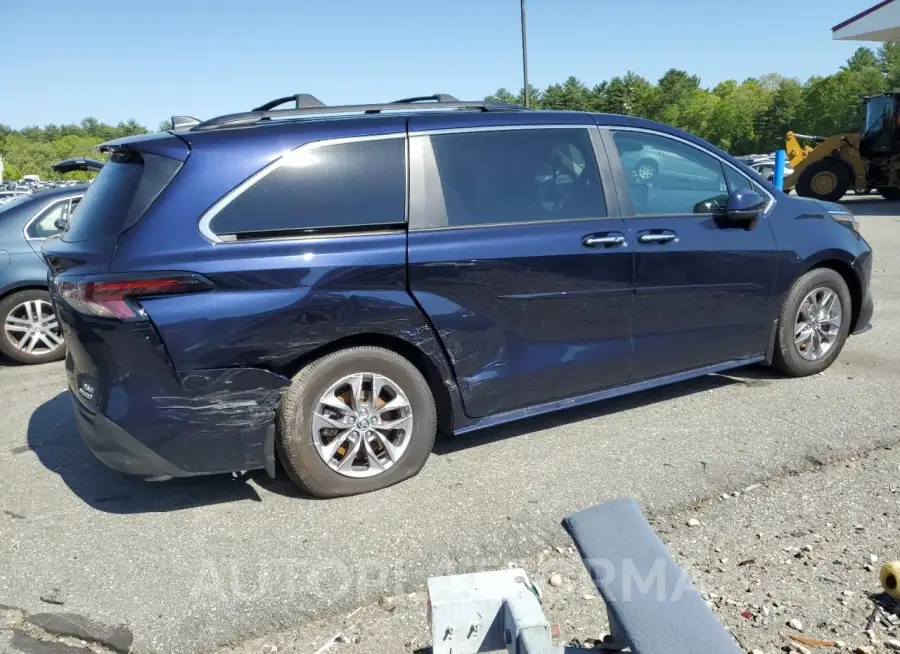 TOYOTA SIENNA XLE 2024 vin 5TDJSKFC1RS111615 from auto auction Copart