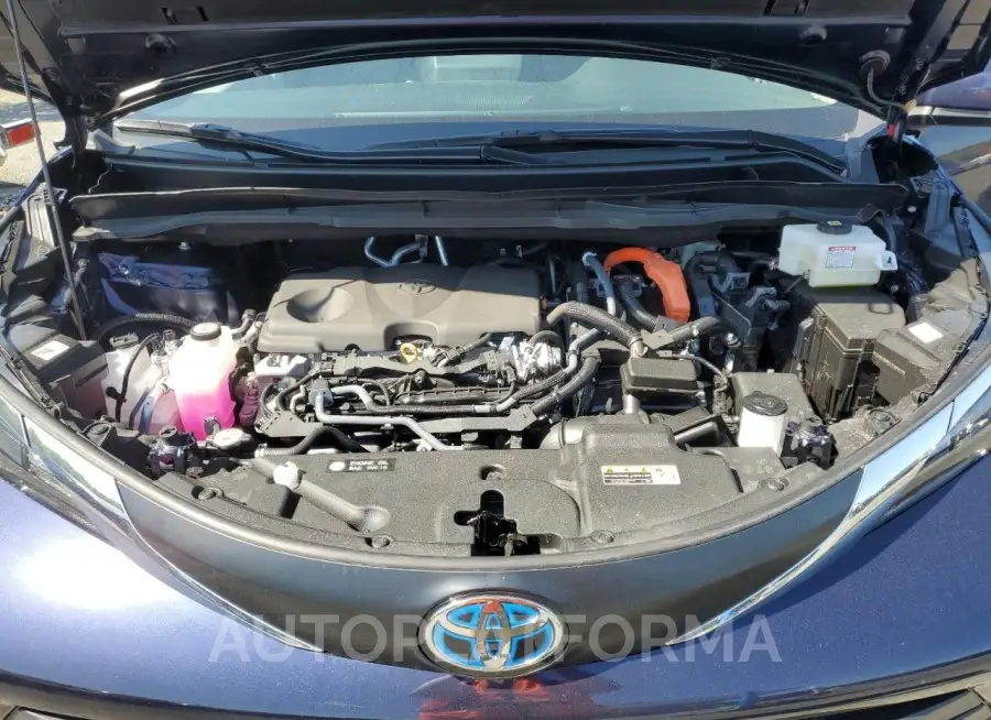 TOYOTA SIENNA XLE 2024 vin 5TDJSKFC1RS111615 from auto auction Copart