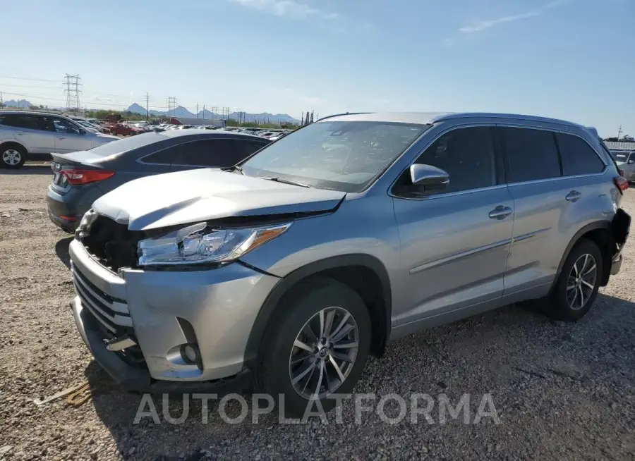 TOYOTA HIGHLANDER 2018 vin 5TDJZRFH0JS848048 from auto auction Copart