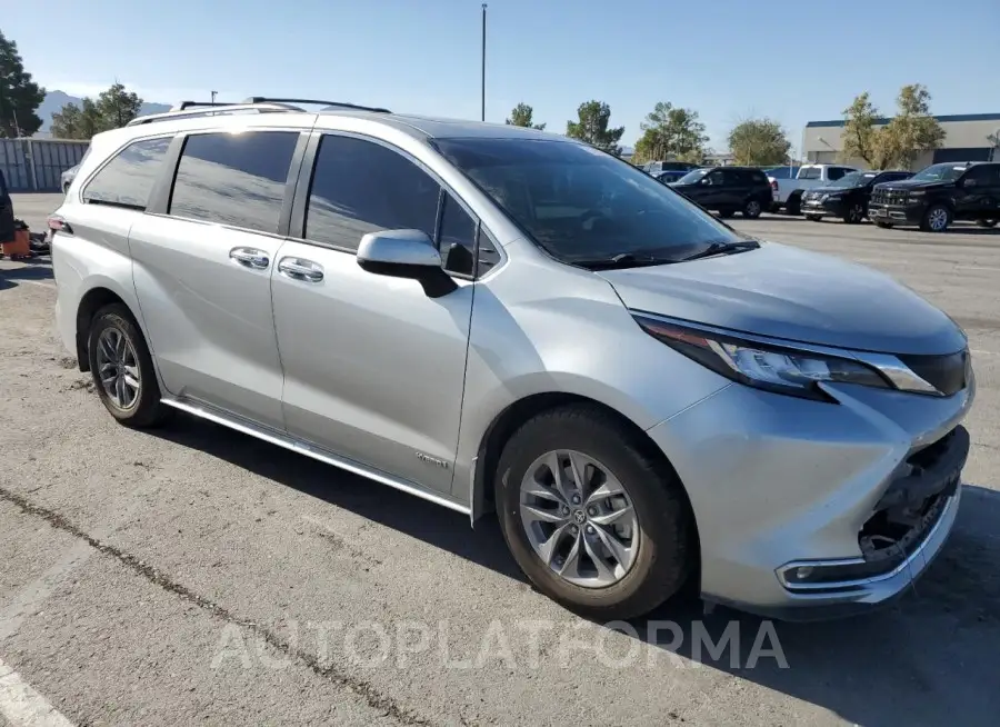 TOYOTA SIENNA XLE 2021 vin 5TDYRKEC9MS027692 from auto auction Copart