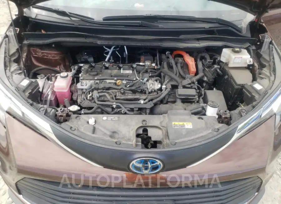 TOYOTA SIENNA XLE 2022 vin 5TDYSKFC4NS043805 from auto auction Copart