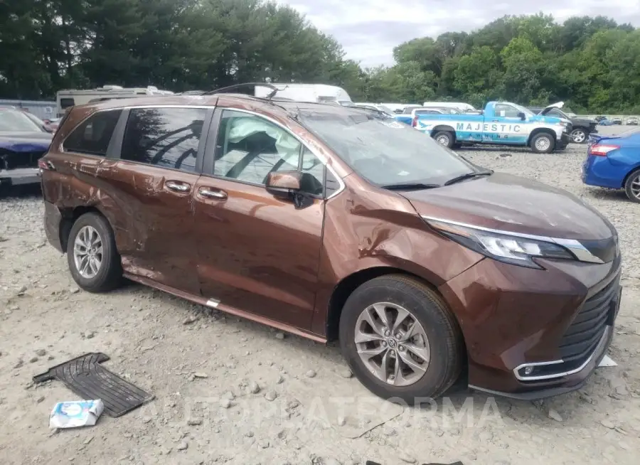 TOYOTA SIENNA XLE 2022 vin 5TDYSKFC4NS043805 from auto auction Copart