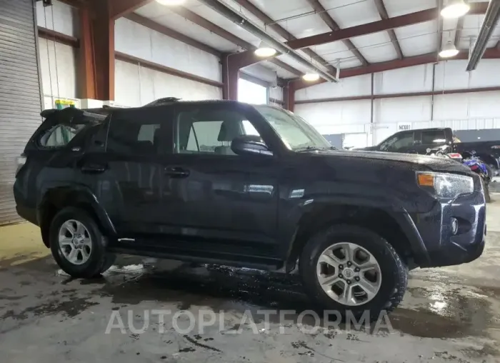 TOYOTA 4RUNNER SR 2019 vin JTEBU5JR0K5709715 from auto auction Copart