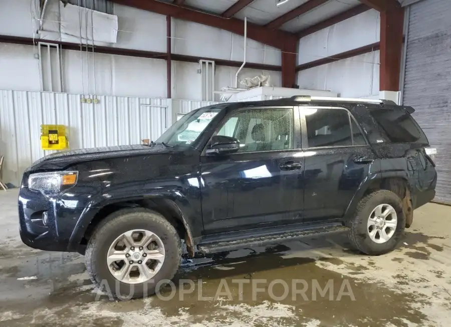 TOYOTA 4RUNNER SR 2019 vin JTEBU5JR0K5709715 from auto auction Copart