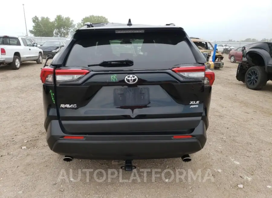 TOYOTA RAV4 XLE 2019 vin JTMP1RFV0KD016357 from auto auction Copart