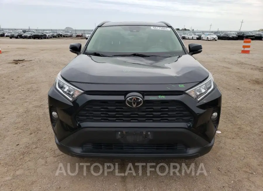 TOYOTA RAV4 XLE 2019 vin JTMP1RFV0KD016357 from auto auction Copart