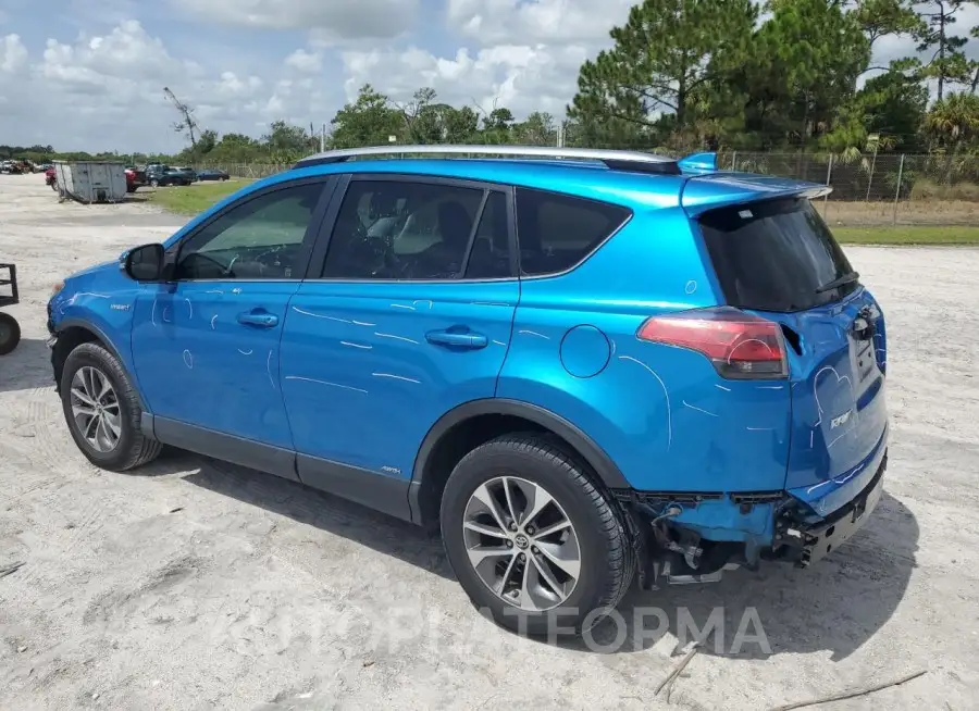 TOYOTA RAV4 HV LE 2017 vin JTMRJREV6HD135579 from auto auction Copart