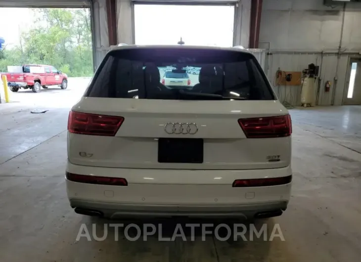 AUDI Q7 PREMIUM 2017 vin WA1LAAF71HD006585 from auto auction Copart