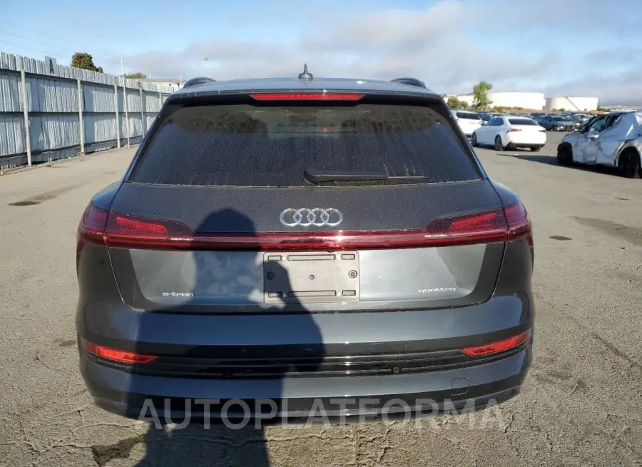 AUDI E-TRON PRE 2022 vin WA1LAAGE9NB009822 from auto auction Copart