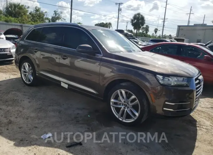 AUDI Q7 PRESTIG 2017 vin WA1VAAF76HD012181 from auto auction Copart