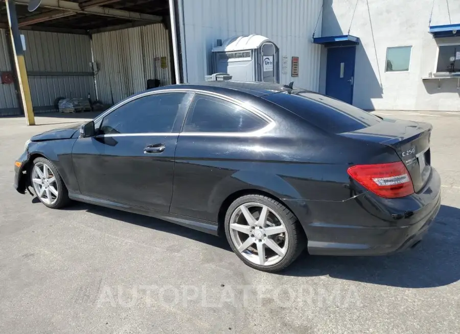 MERCEDES-BENZ C 250 2015 vin WDDGJ4HB1FG377239 from auto auction Copart