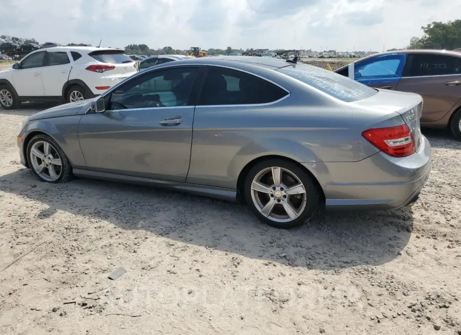 MERCEDES-BENZ C 250 2015 vin WDDGJ4HB4FG376652 from auto auction Copart